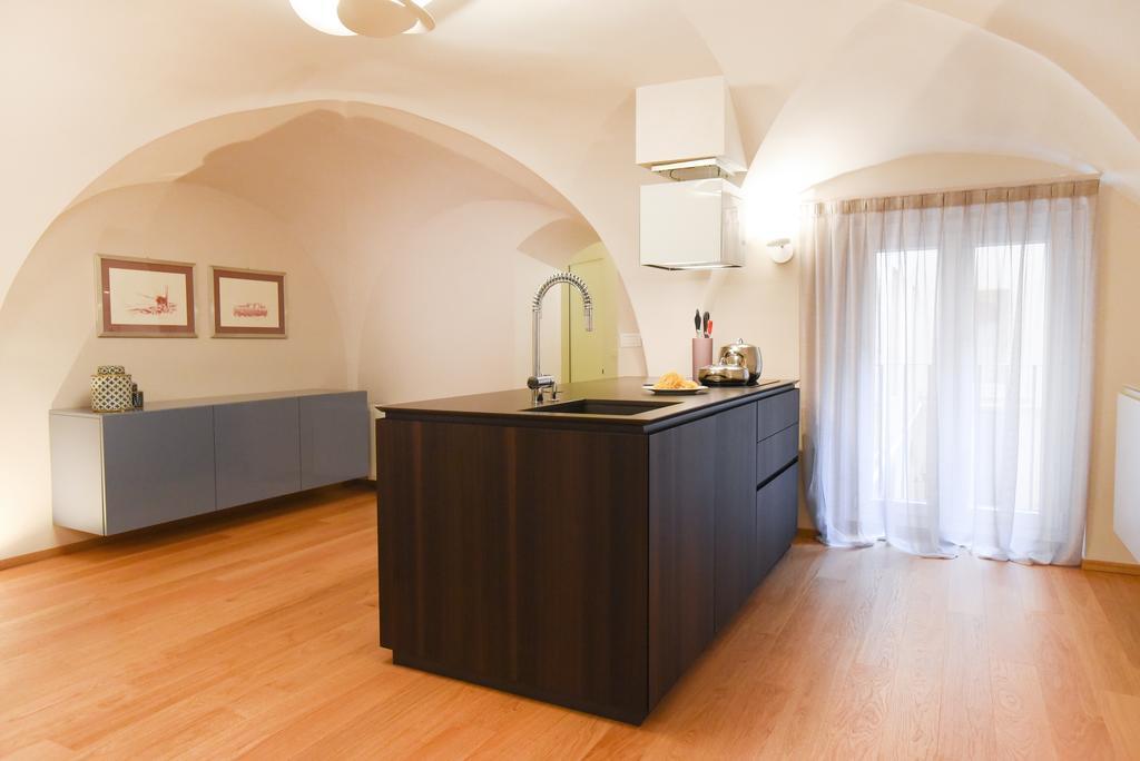 Flatinbo Apartments - Santo Stefano Bologna Exterior photo